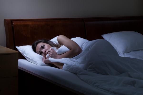  ¿Sabes lo que es una “parálisis de sueño”? Las personas sienten que están alucinando ... 3